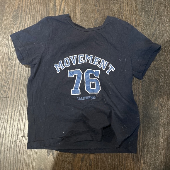 Movement 76 Top - Picture 1 of 2